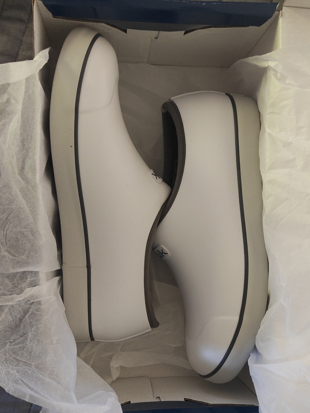 Huk Womens Rogue Wave Clog Size 9